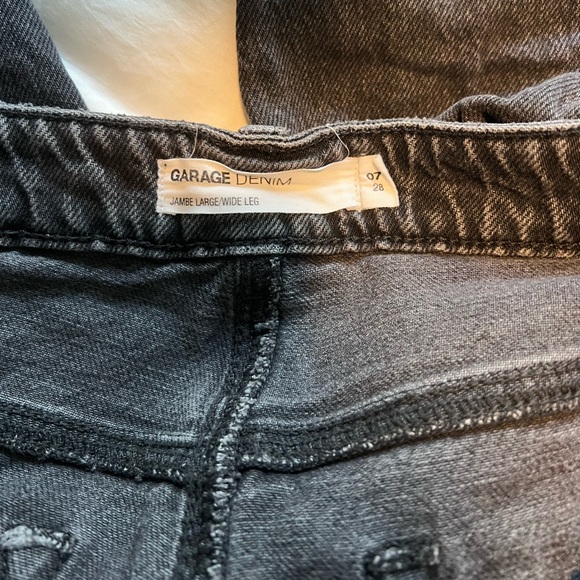 garage distressed denim - Picture 3 of 3